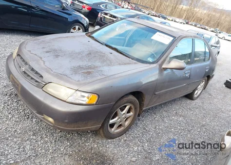 1998 Nissan Altima Gle/Gxe/Se/Xe из США, поврежденный, VIN 1N4DL01D0WC128679